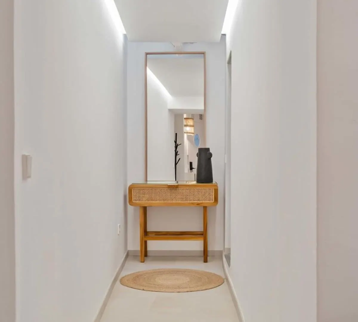 Elegant 1Br Retreat In Peaceful Grund Apartment Luxembourg