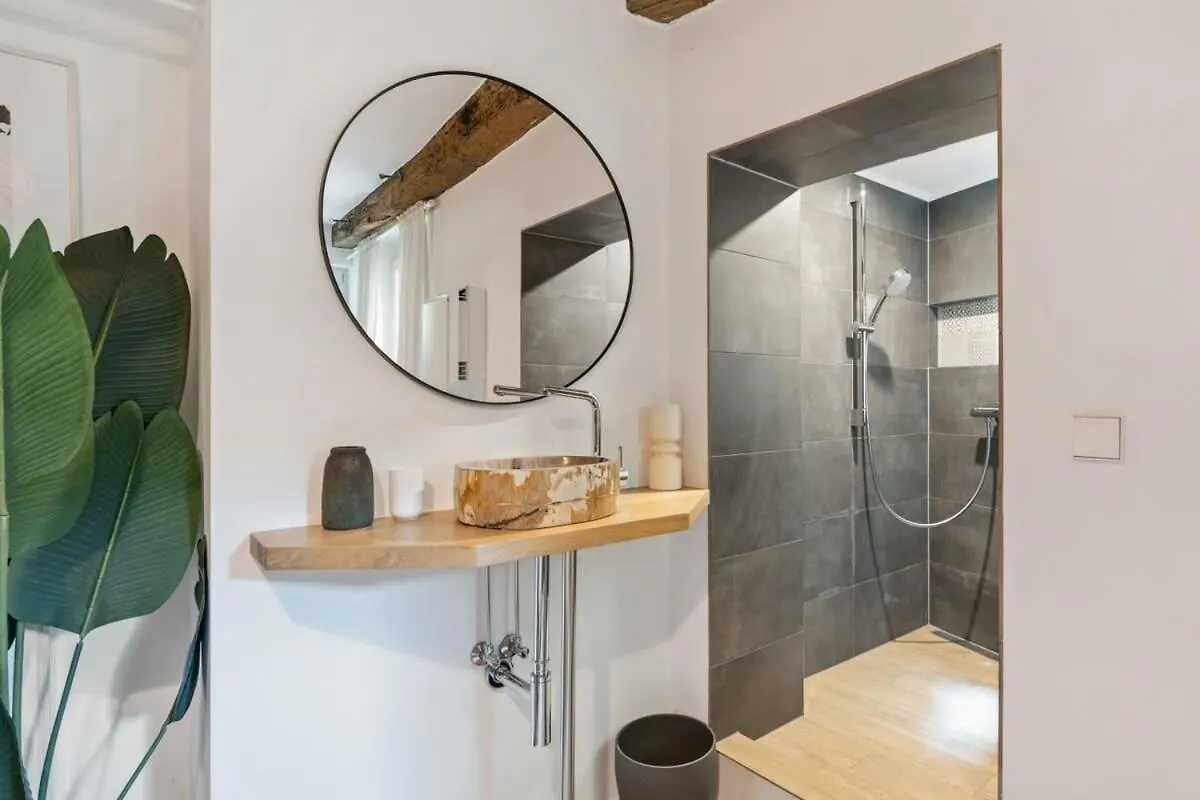 Elegant 1Br Retreat In Peaceful Grund Apartment Luxembourg